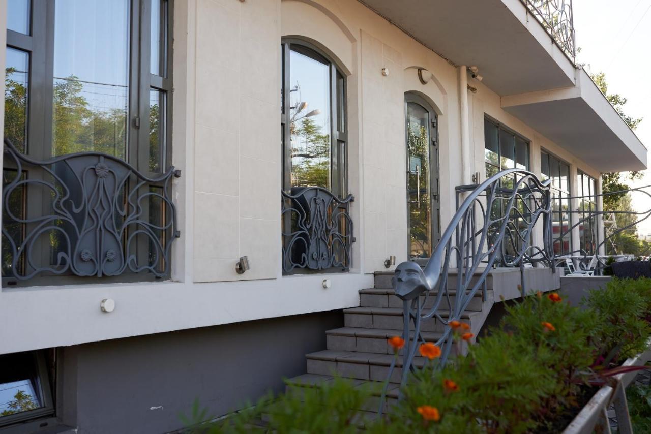 Gaudi Stylish Hotel Odessa Ngoại thất bức ảnh