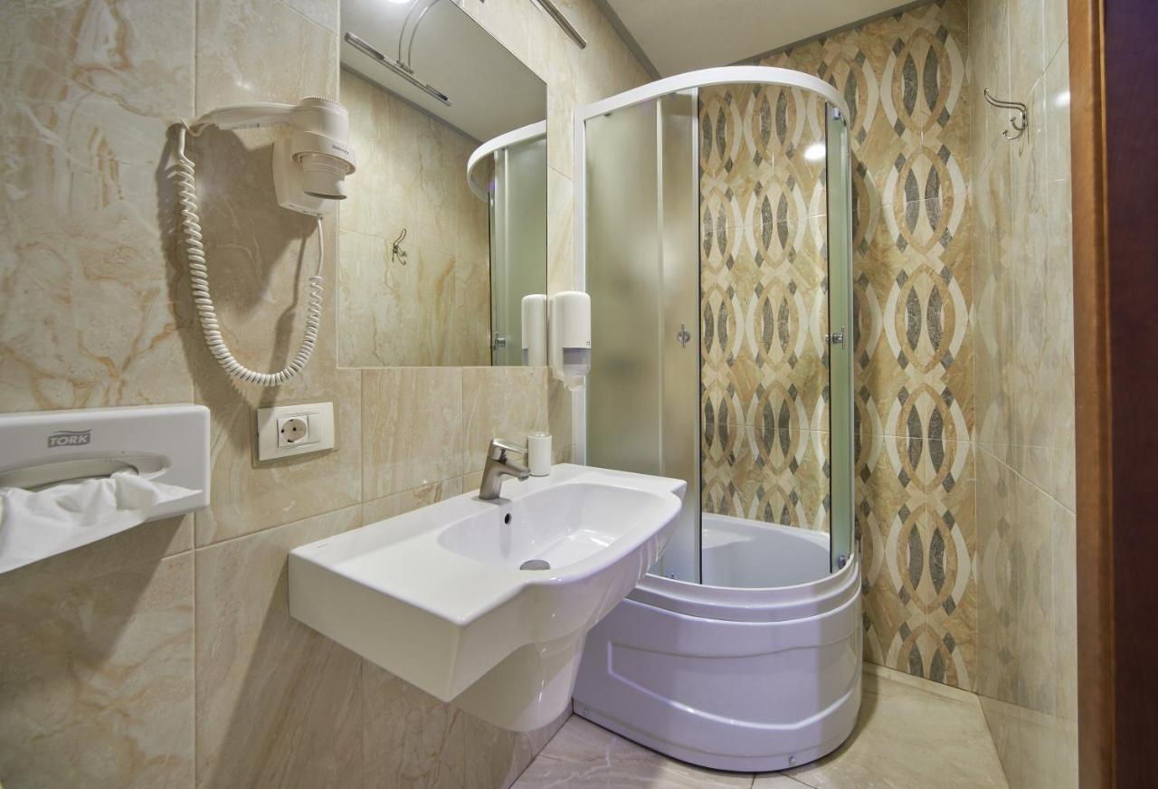 Gaudi Stylish Hotel Odessa Ngoại thất bức ảnh