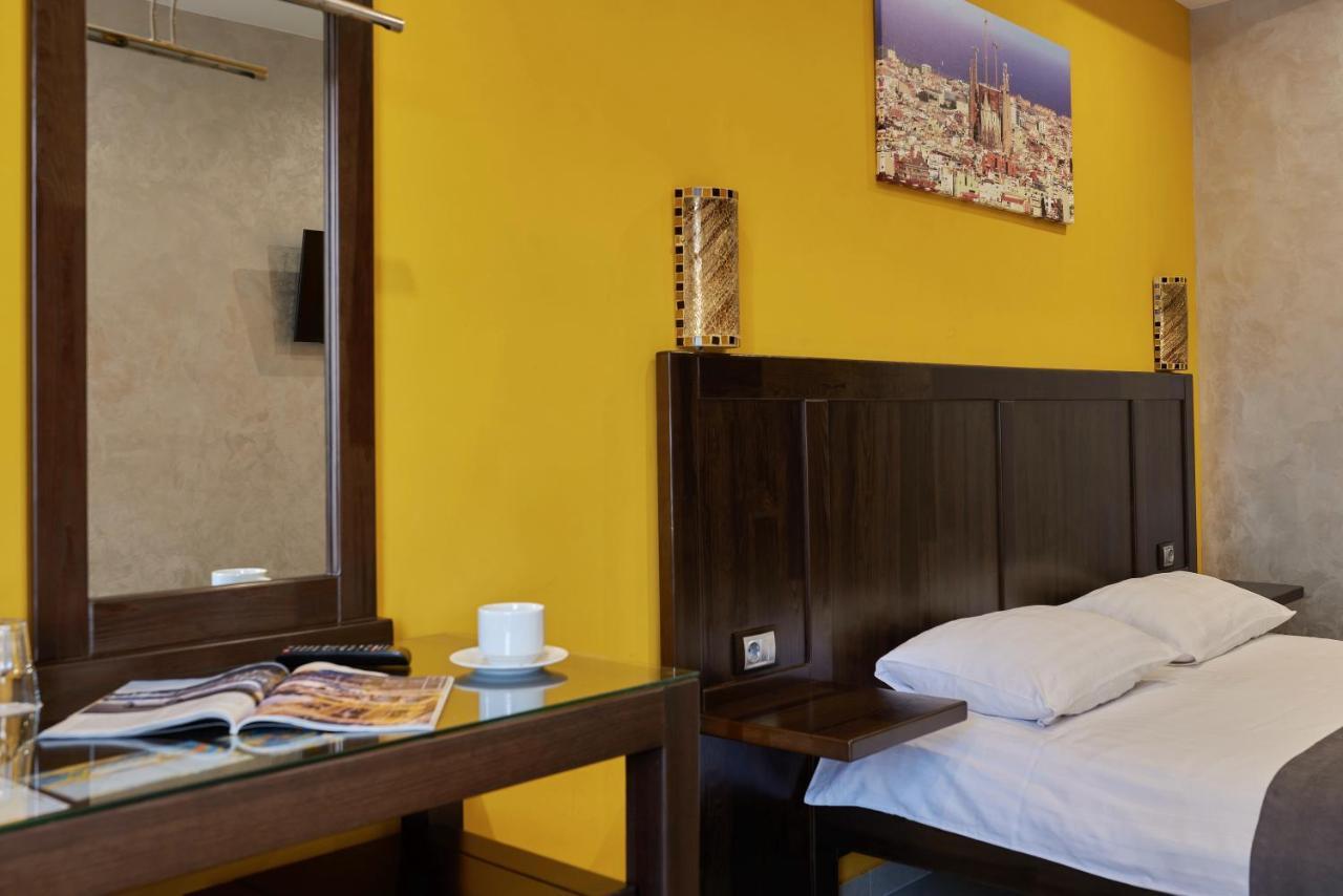 Gaudi Stylish Hotel Odessa Ngoại thất bức ảnh
