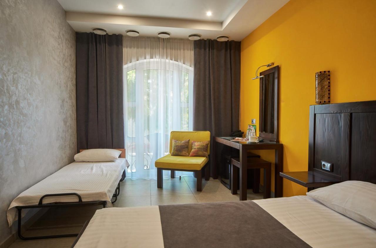 Gaudi Stylish Hotel Odessa Ngoại thất bức ảnh