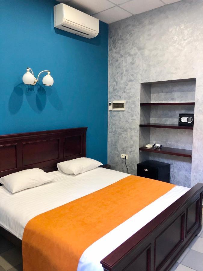 Gaudi Stylish Hotel Odessa Ngoại thất bức ảnh