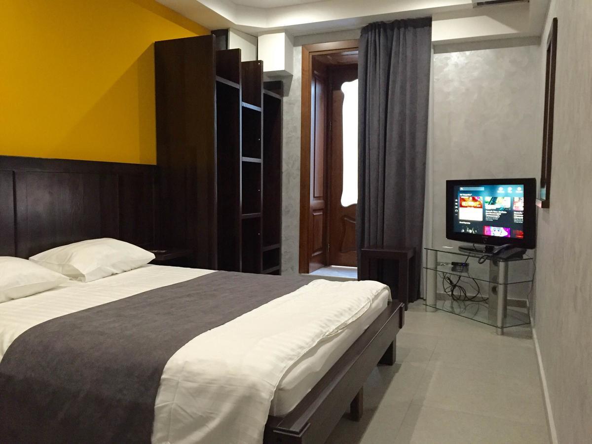 Gaudi Stylish Hotel Odessa Ngoại thất bức ảnh